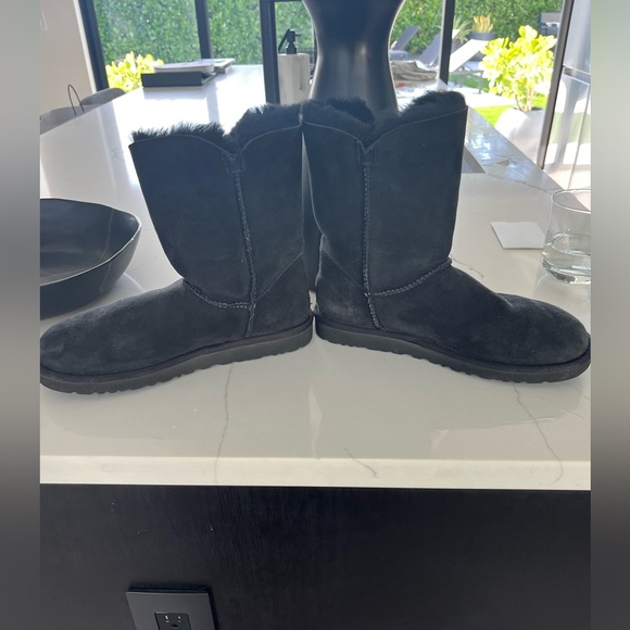 Black UGG booties with a button on side. Good condition. Inside like new. - Picture 4 of 7